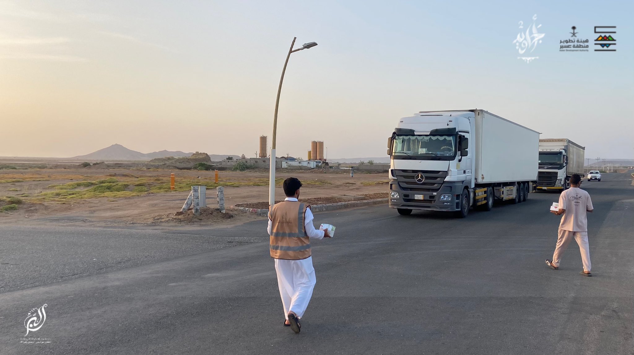 جمعية البر الخيرية بالقحمة تستمر بتوزيع إفطار صائم على المسافرين